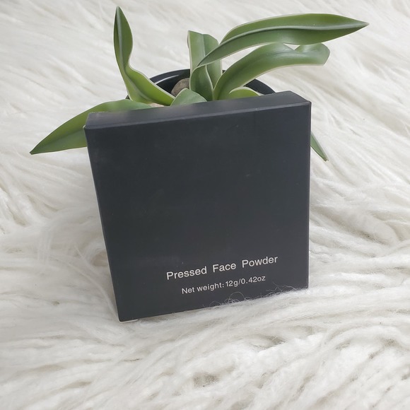 TASH Cosmetics Pressed Face Powder #03 - Picture 4 of 5